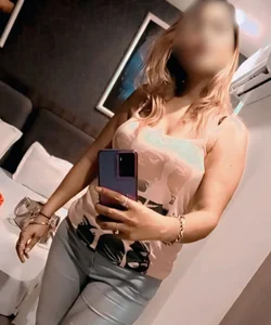 Call Girl Kanpur Heena